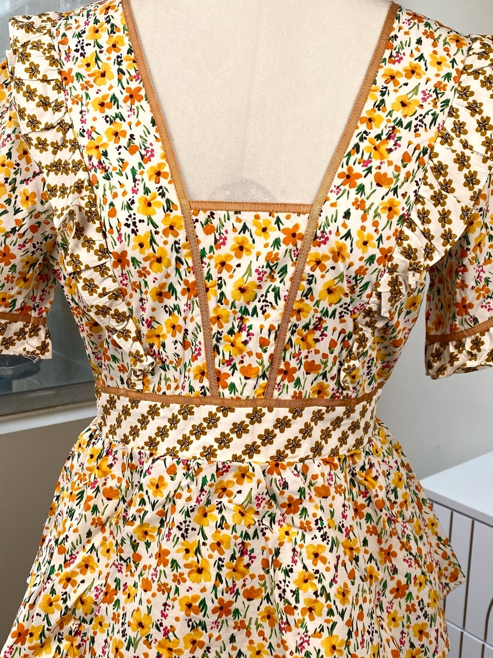 Lost + Wander NWT Spring Sunrise Yellow Multi Floral Tiered Mini Dress, Size M - Picture 3 of 12